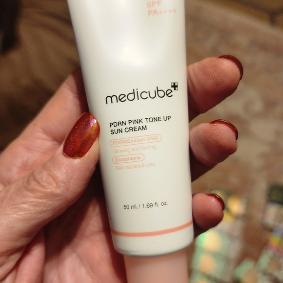 Medicube Bundle - Picture 8 of 8